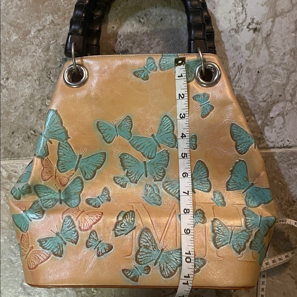 Butterfly Embossed Tan and Green Handbag - Picture 5 of 16